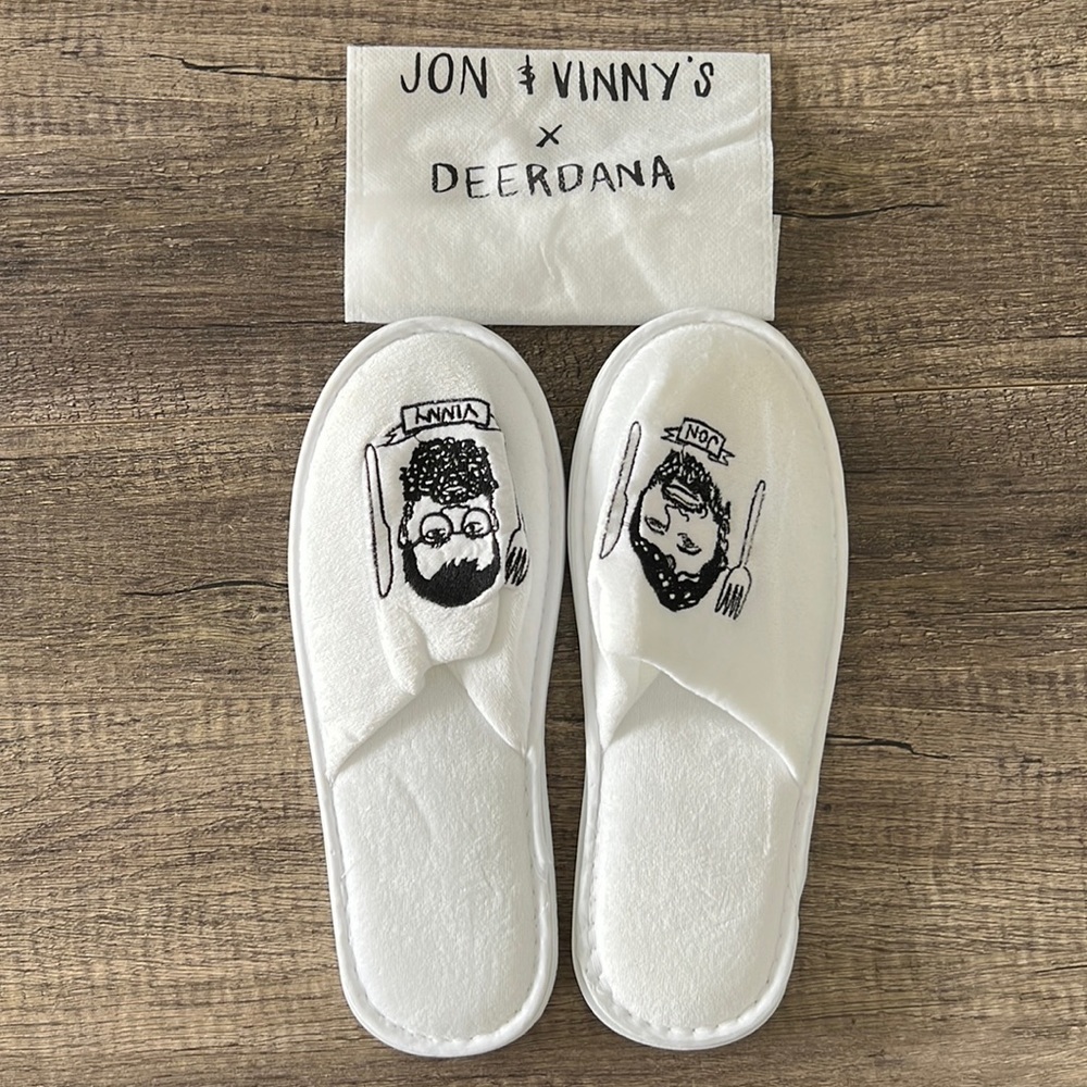 Deerdana X Jon & Vinny’s Slippers - Men Size 9